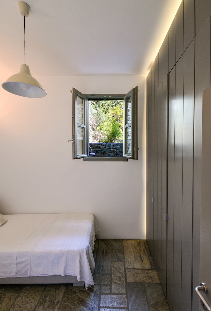 Spálňa 1 s vlastnou kúpeľňou 