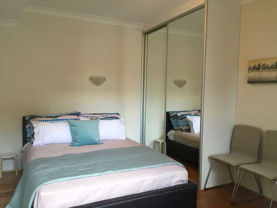 Plush top queen bed with pillow menu