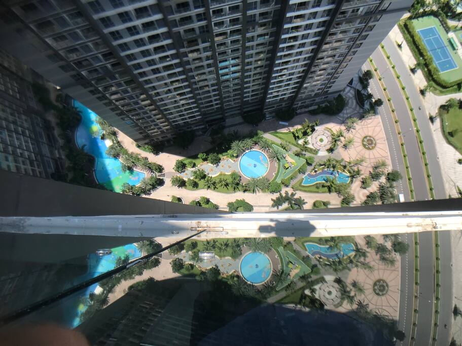 swimming pool free