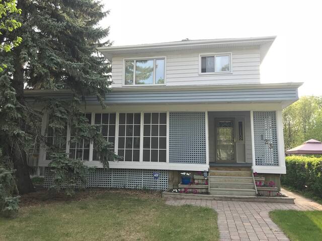 Large family home in Norwood flats, Winnipeg