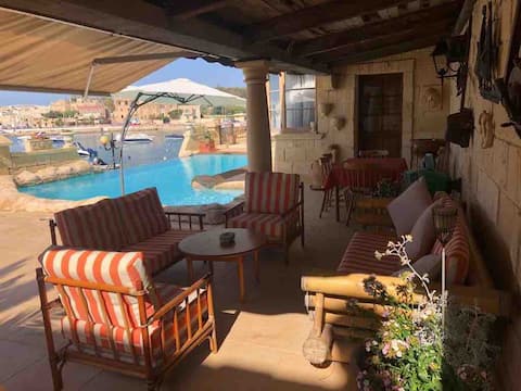 Quaint Mediterranean Sea Home W/shared pool