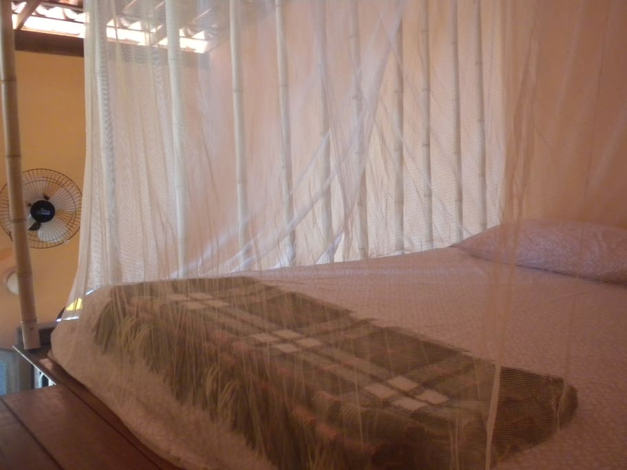 Mezanino, cama de casal