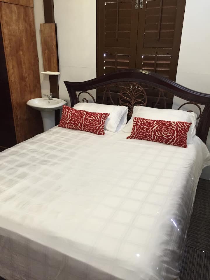 Kejora Homestay - Rural in contemporary comfort.