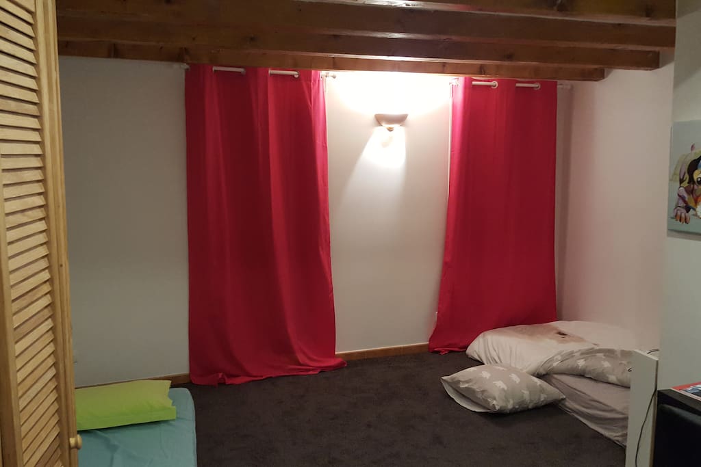 Chambre enfants (1 ou 2 matelas 90)