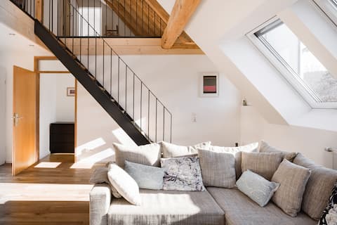 Erfolgreiche Airbnb-Immobilie: Vacation home rentals Sonnenseite Maisonette in Titisee Neustadt