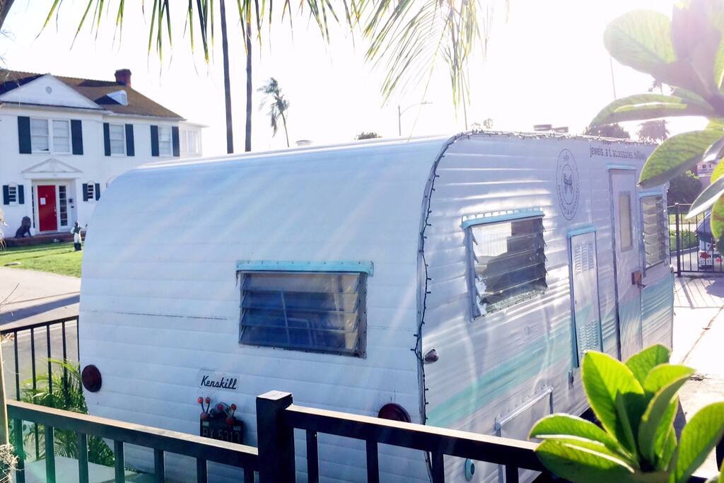 The camper is a Vintage 1950's American Collectors item which makes you feel very free and happy inside if your a free spirit who loves something unique as I do.
DO NOTE: Whomever considers to rent this needs to be OK with these facts:
1) its a camper and everything is therefor smaller than a normal place.
2) it moves a little when you walk inside as a RV will always do
3) THE HEIGHT RESTRICTIONS !! The camper is not too tall inside and the bathroom even lower ceilings. I say to be comfortable inside dont be taller than 185 cm or 6-6.1 max. If you choose to rent this and your taller PLEASE DONT COMPLAIN about the same in your review!! :)