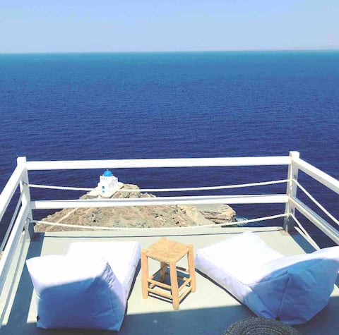 Majestic Cycladic House w/ amazing panoramic views