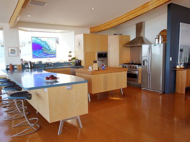 Eden at Bay of Fires Absolute Beachfront gallery image 4