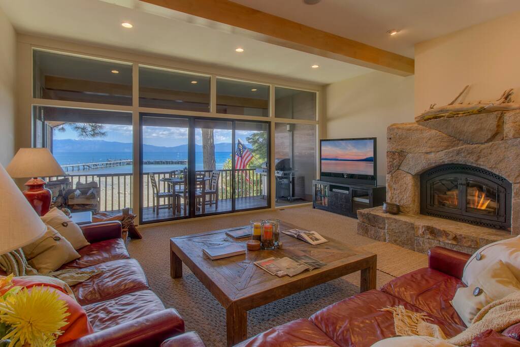 Living Room/Back Deck