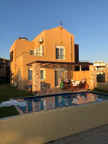 Beach front villa with pool – location, location.