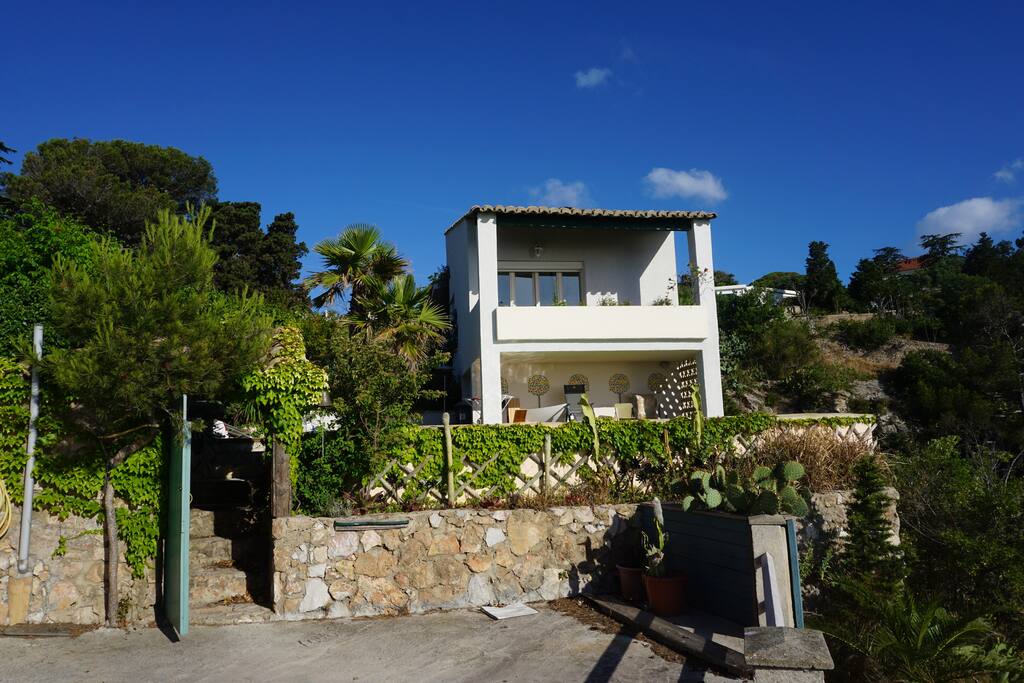 Maison, vue du Parking
