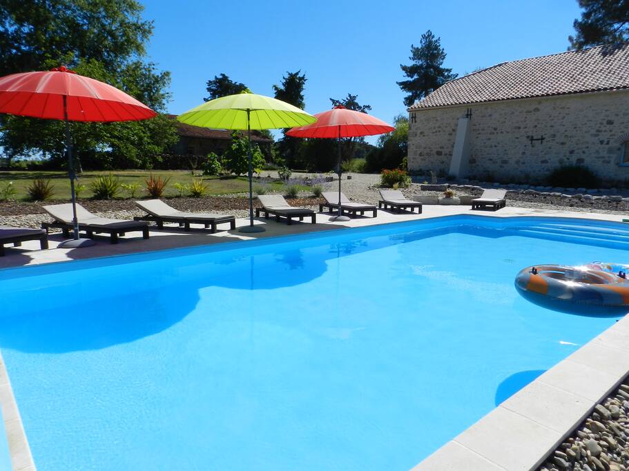 Piscine privé 10x5 M² avec alarme