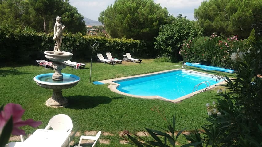 Airbnb El Casar Holiday Rentals Places To Stay Castile La