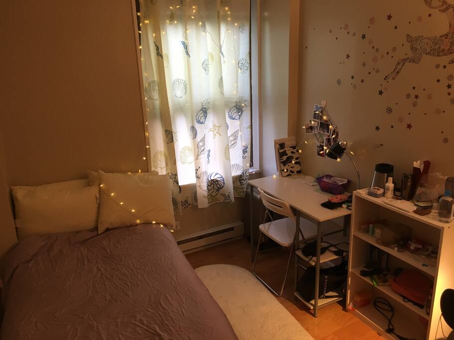 Cozy bedroom