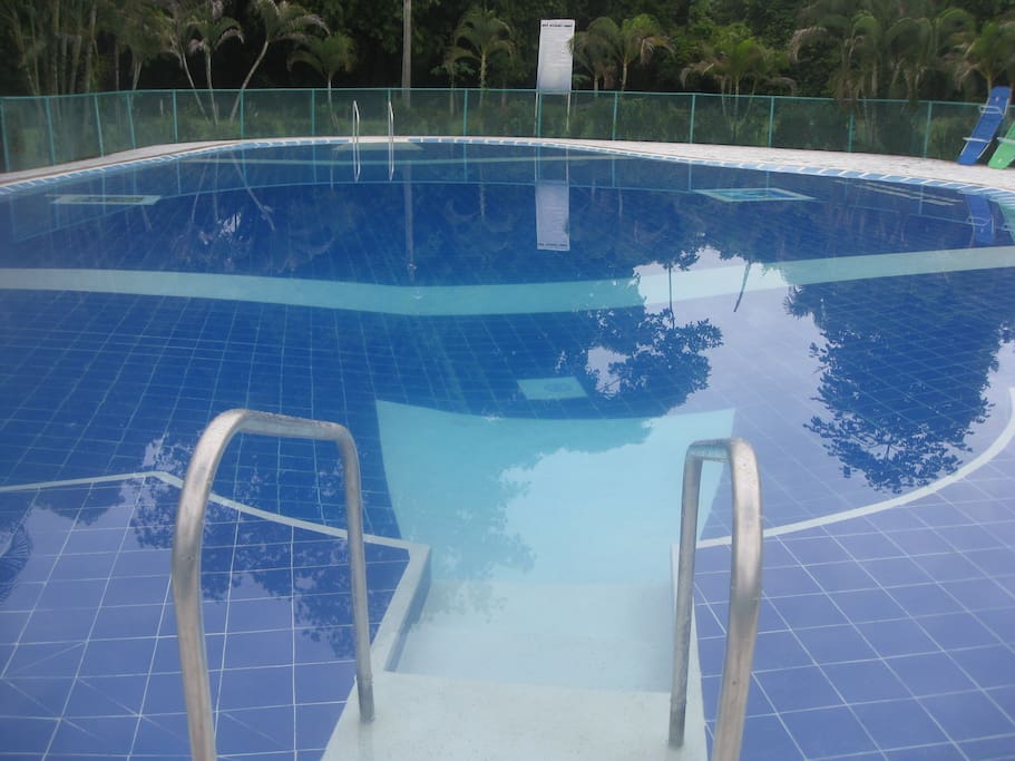 piscina comunal