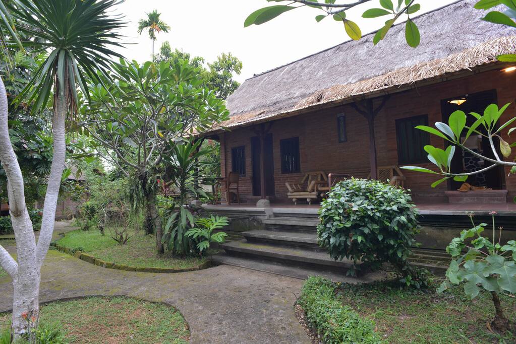Bale Purwa Timur