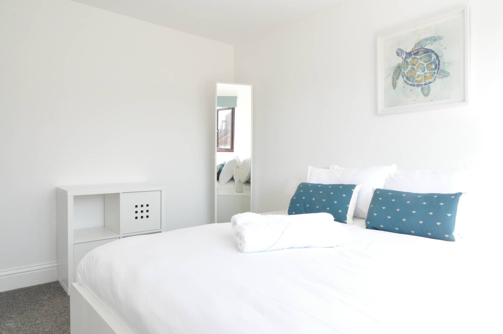 The Osprey - Comfortable 3-Bedroom Stay for Business or Leisure — photo 3