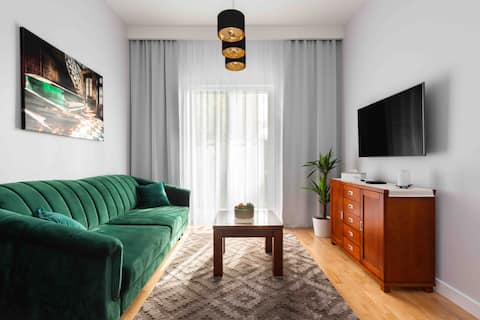Successful Airbnb property: Millennium Express Green in Praga Północ