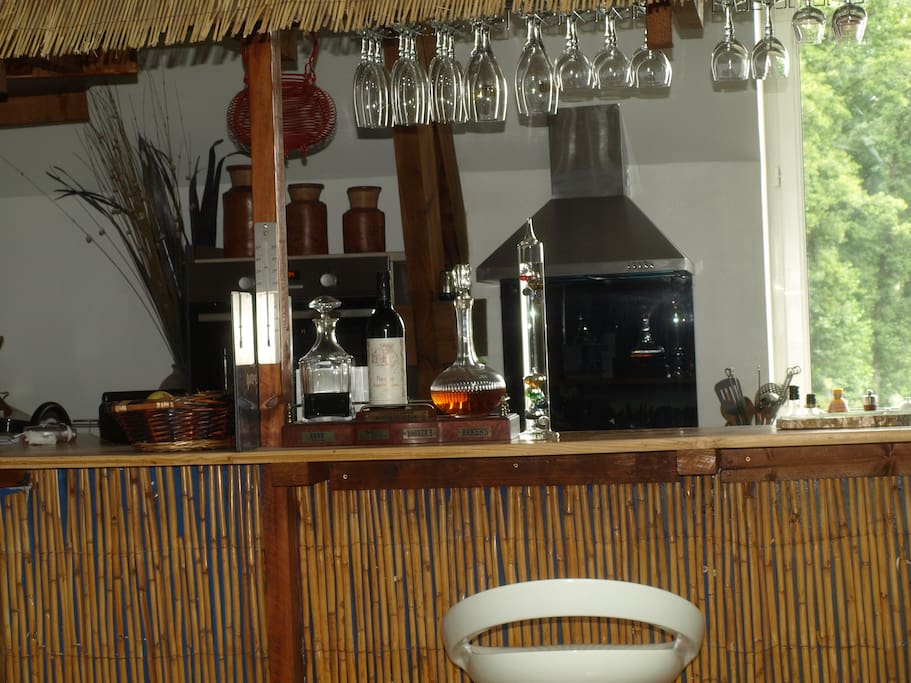 CUISINE TOUT EQUIPEE