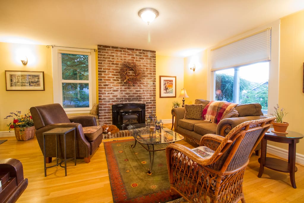 Living room at Pendy Place