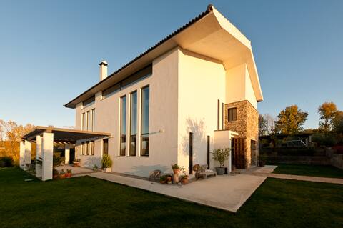 Luxury villa with private swimming pool in Ronda