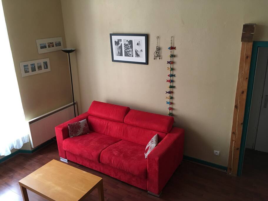 Le canapé-lit vu depuis la mezzanine