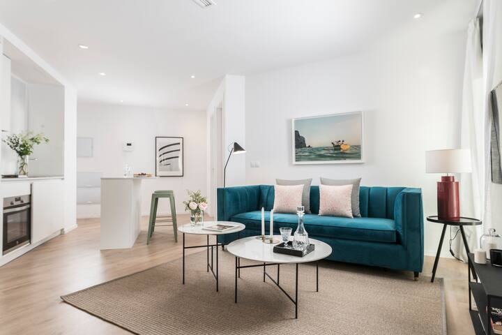 Homeclub | Style and Comfort in Madrid Center