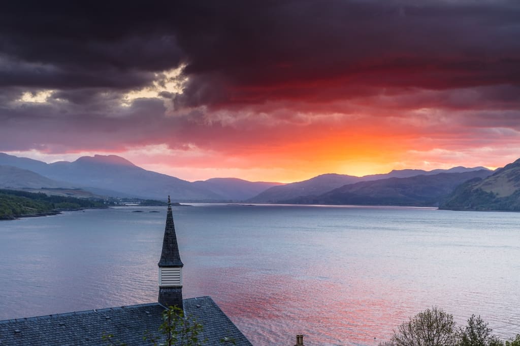 Early dawn in Stromeferry, photo by Chris Orange