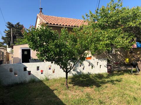 House 10 minutes' walk to the sea