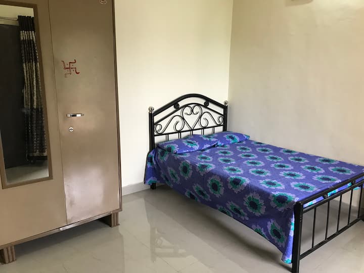 غرفة النوم 2