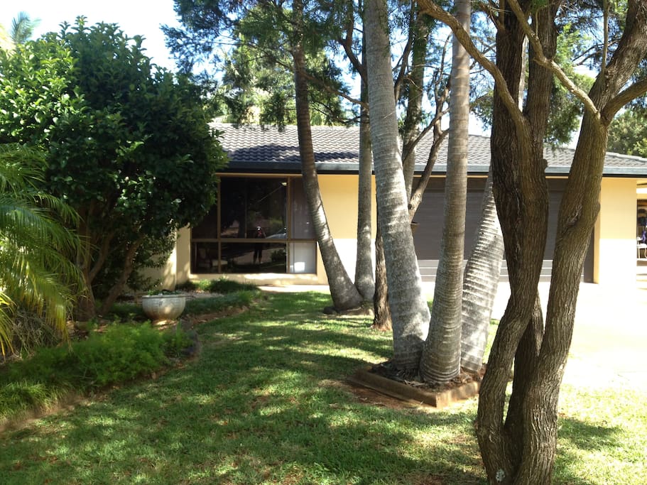 The front of your Port Macquarie holiday home. In a cul de sac, it's safe for kids on bikes and strolls thru the estate.