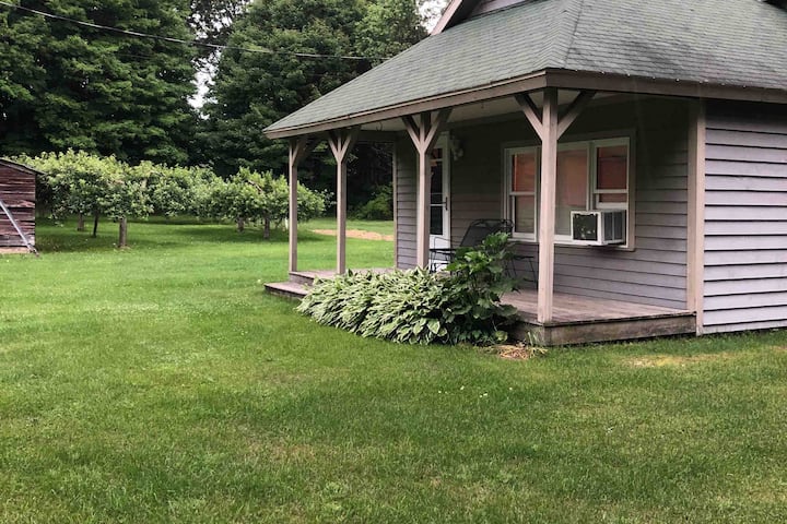 Guest House Close To Lake Michigan Beaches - Lake Michigan Beach, MI