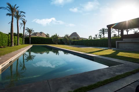Modern villa overlooking Abu Sir Pyramids
