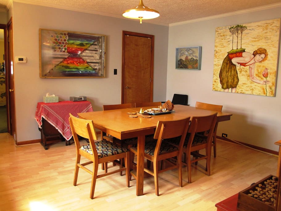 Dinning room is just off the kitchen with regular seating for 6 but 8 can be easily accommodated. Music player in here and the kitchen.