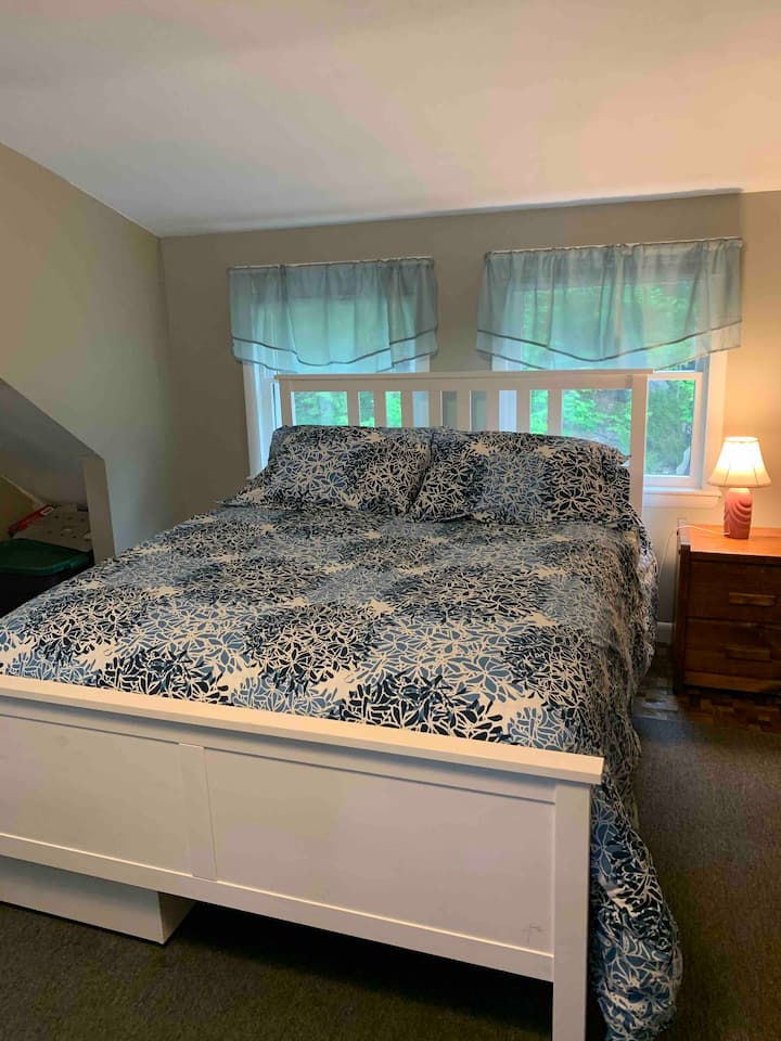 3. spavaća soba, bračni krevet (160x200) i 2 blizanca u ovoj sobi