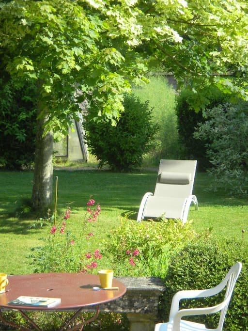vue de la chambre le jardin
