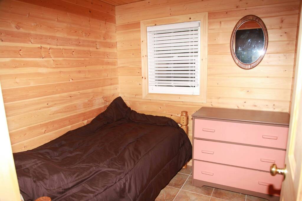 Bedroom 3 (Upper Level