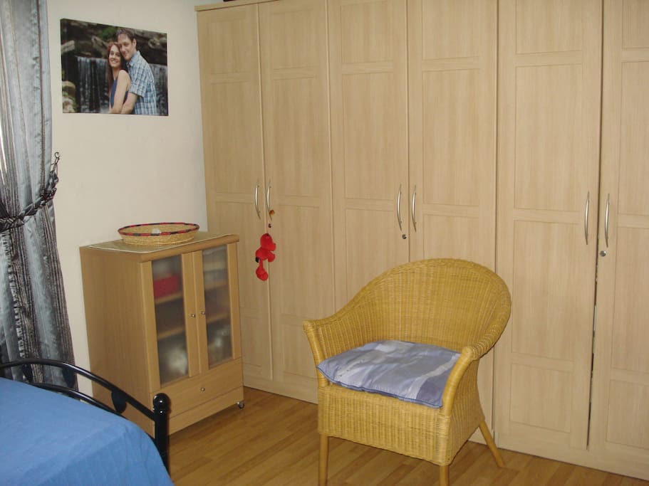 Bedroom 1 - Wardrobe