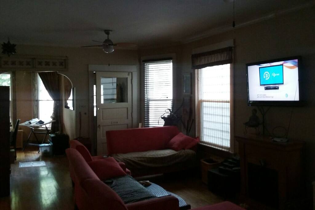 Living room Dining room to the left