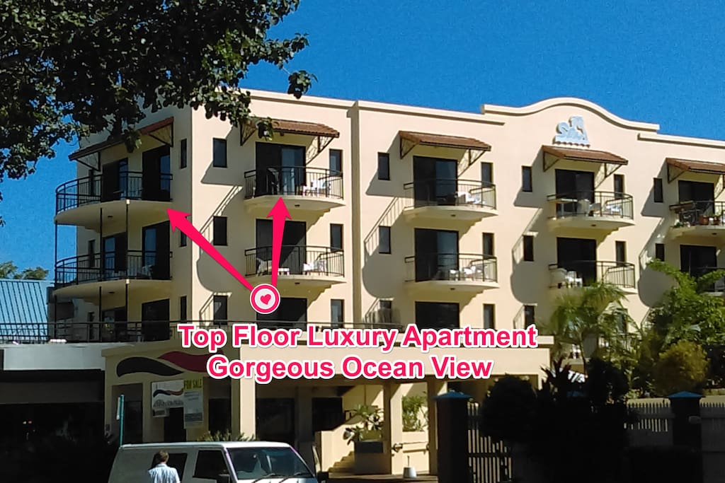 Ocean Front Luxury Apartment