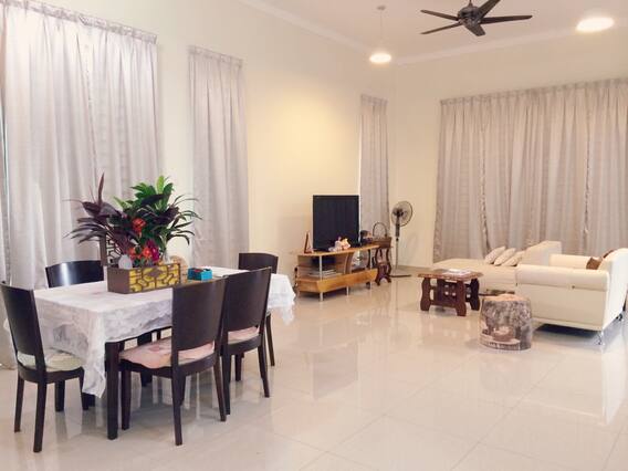 Airbnb 42000 Klang Holiday Rentals Places To Stay