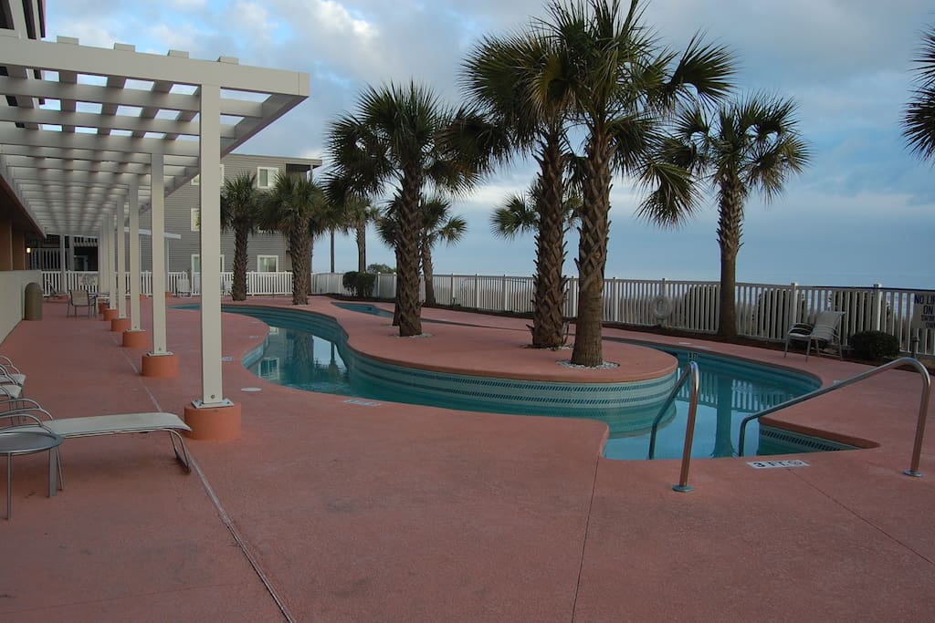 Oceanfront Lazy River