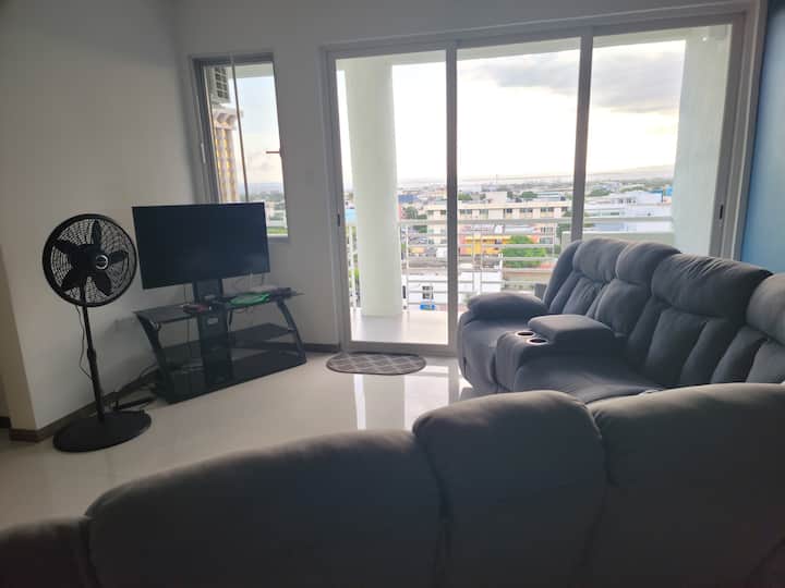 Kensington Gates Luxury Apartment - Jamaica