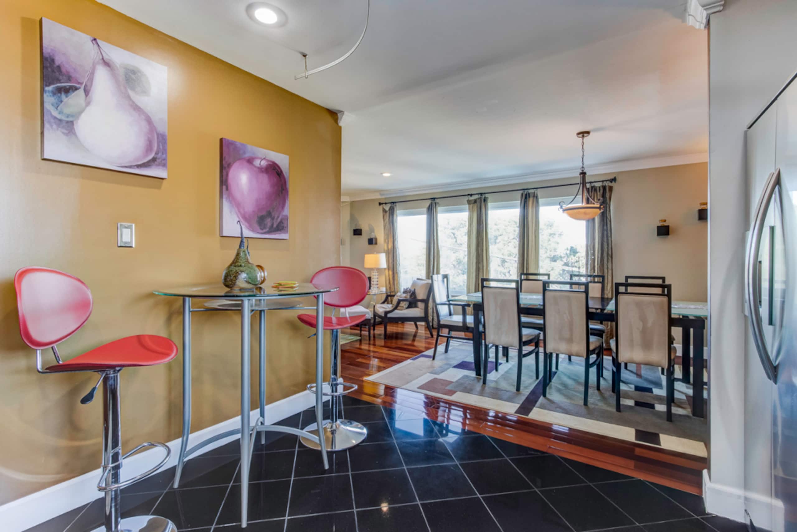 Home in Daly City · ★4.89 · 3 bedrooms · 3 beds · 2 baths - Image 30