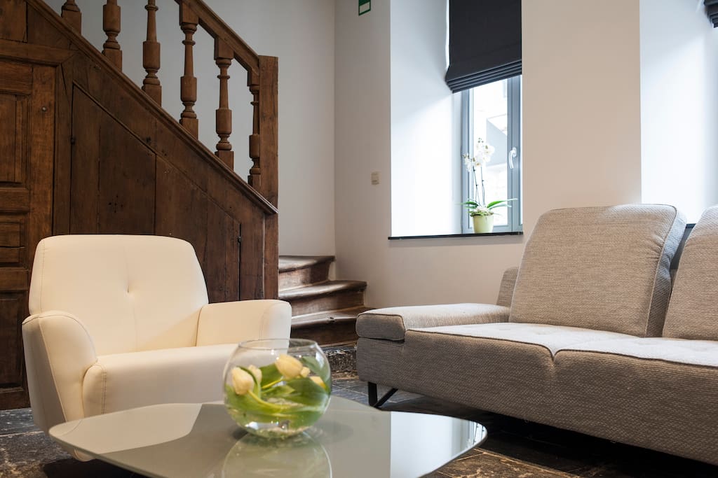 Salon rez-de-chaussée pour 6 personnes