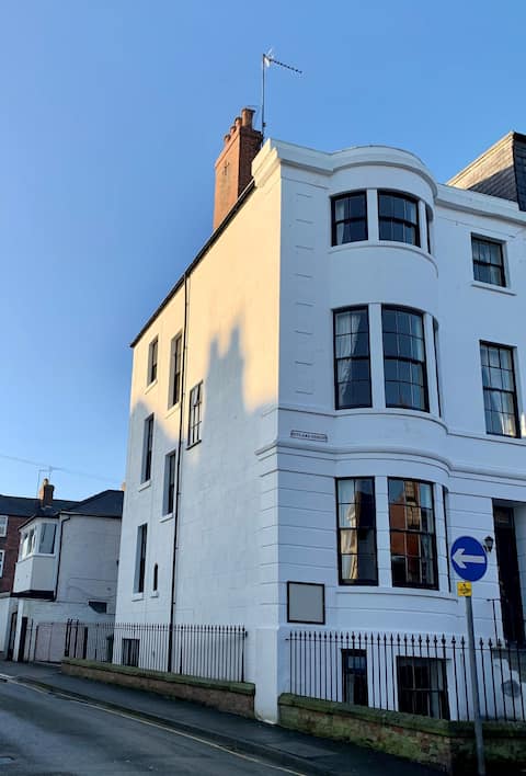 Filey large holiday home for family & friends.