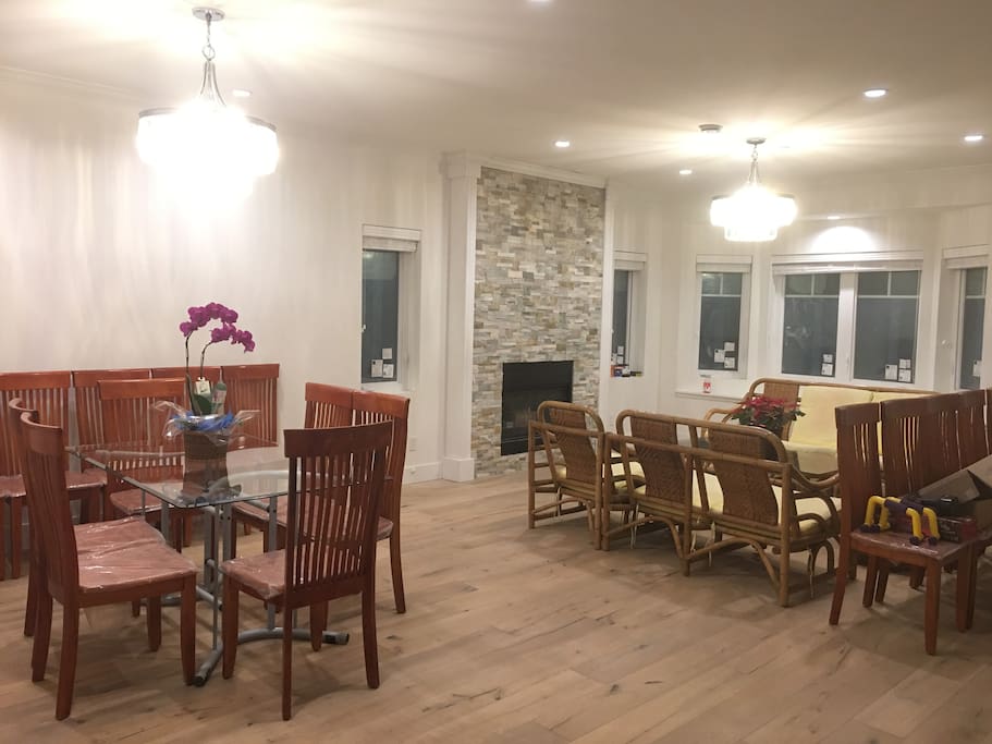 Dining/Living room