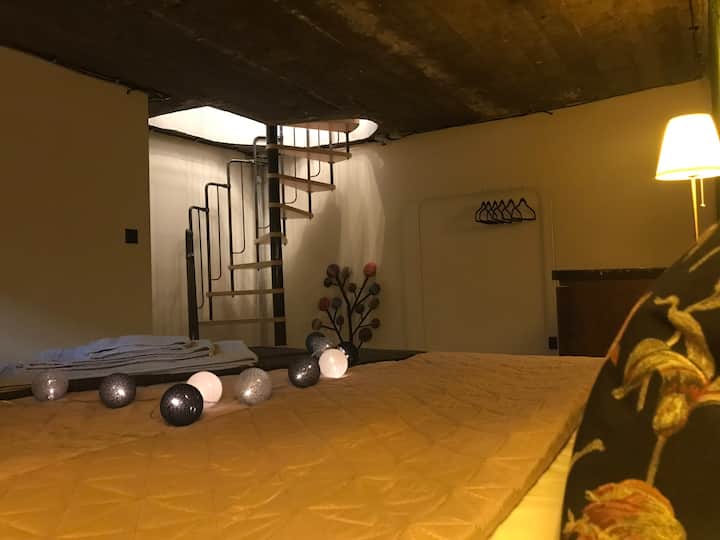 Dhomë gjumi 2