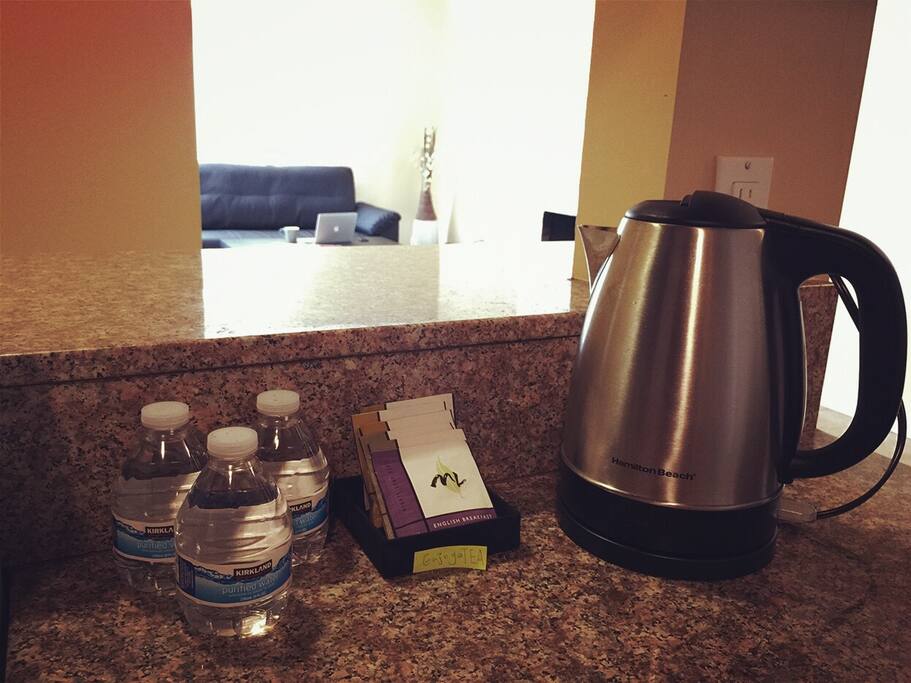 Free water and tea