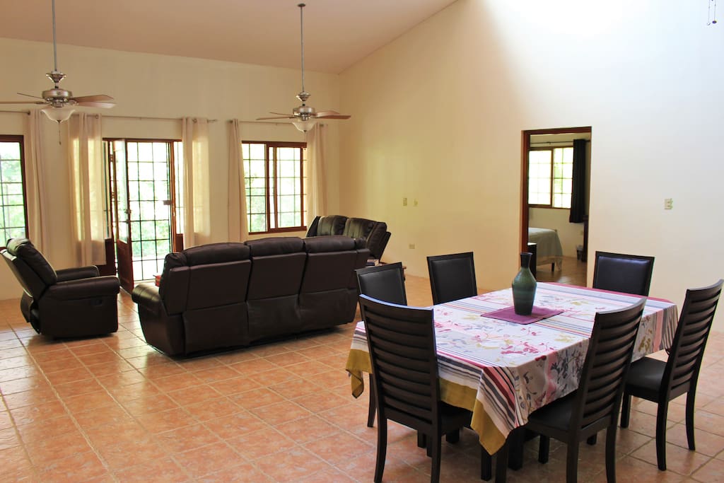 The vaulted ceiling living room and breakfast area that filled with natural light!